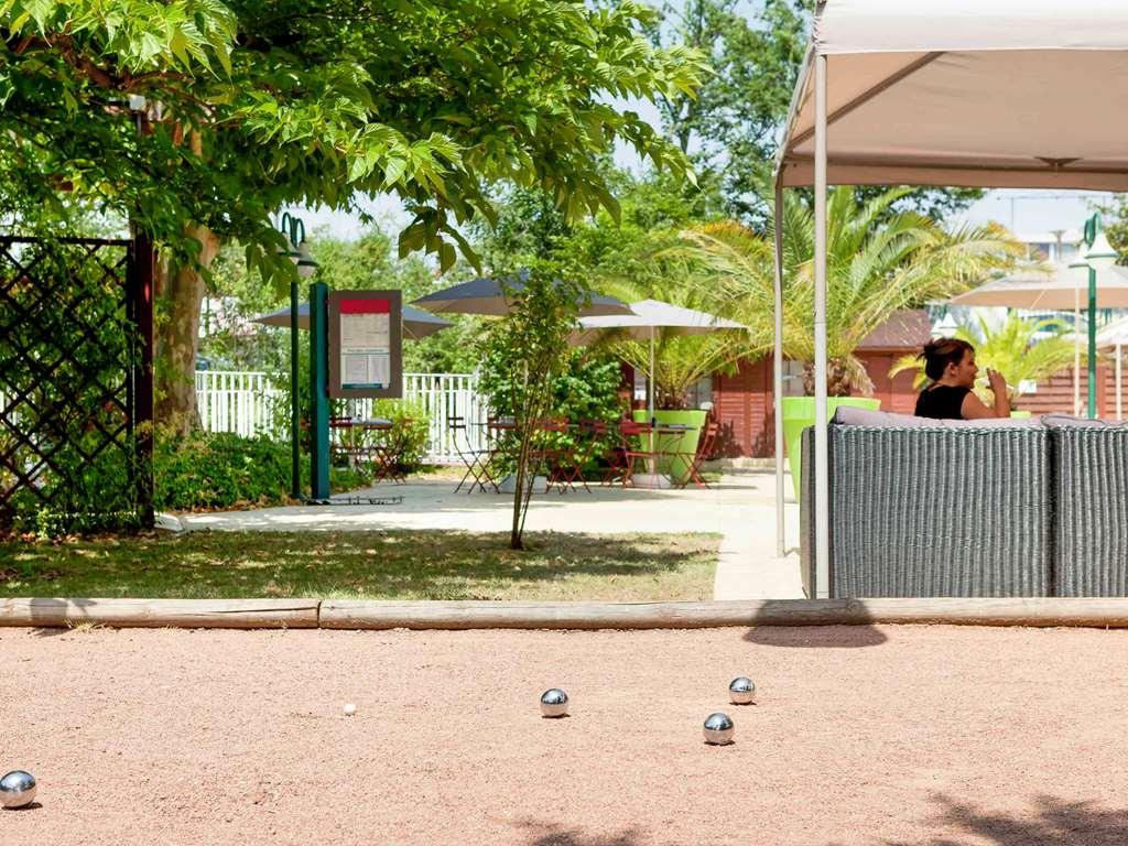 Готель Ibis Lyon Nord Дардії Екстер'єр фото
