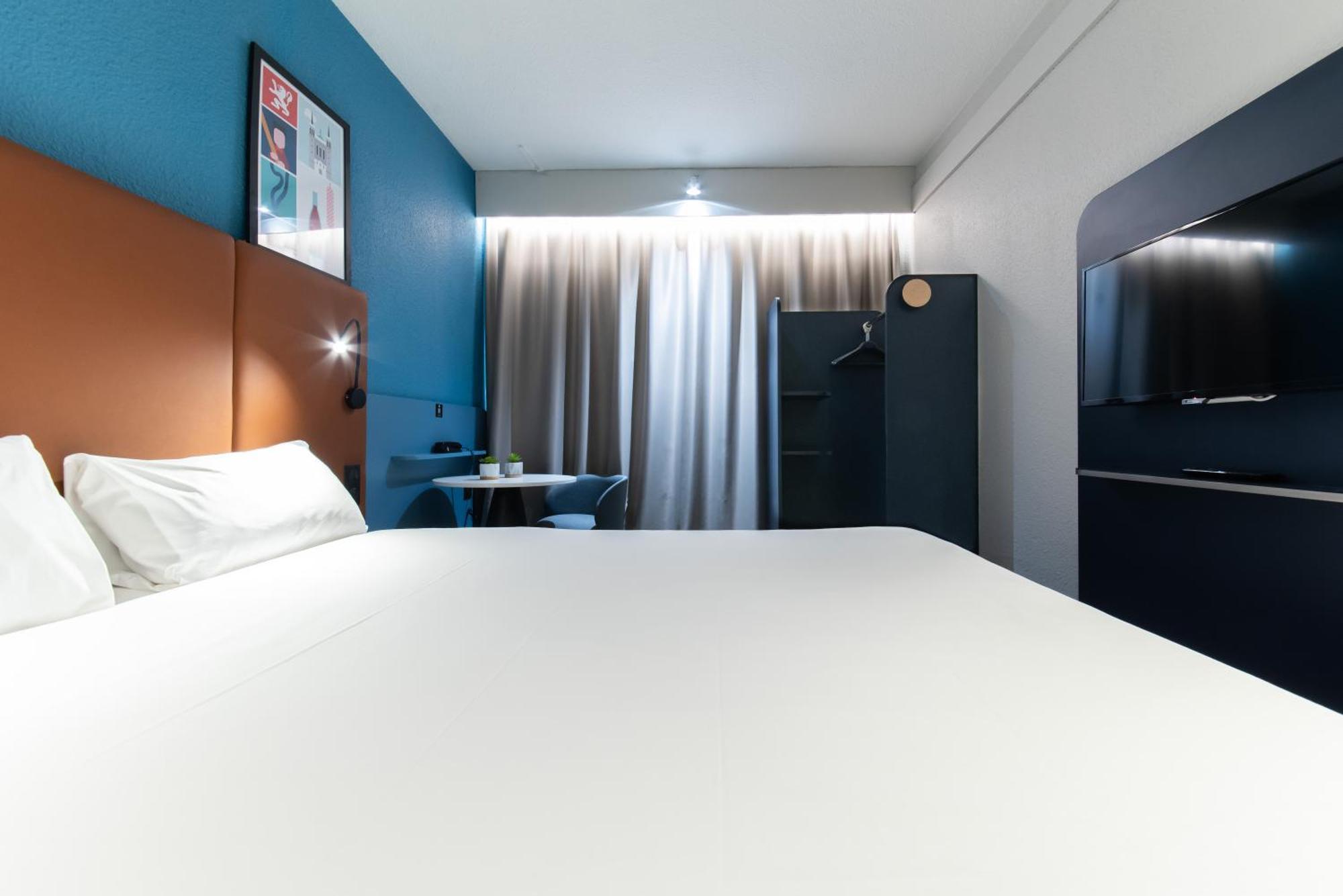 Готель Ibis Lyon Nord Дардії Екстер'єр фото